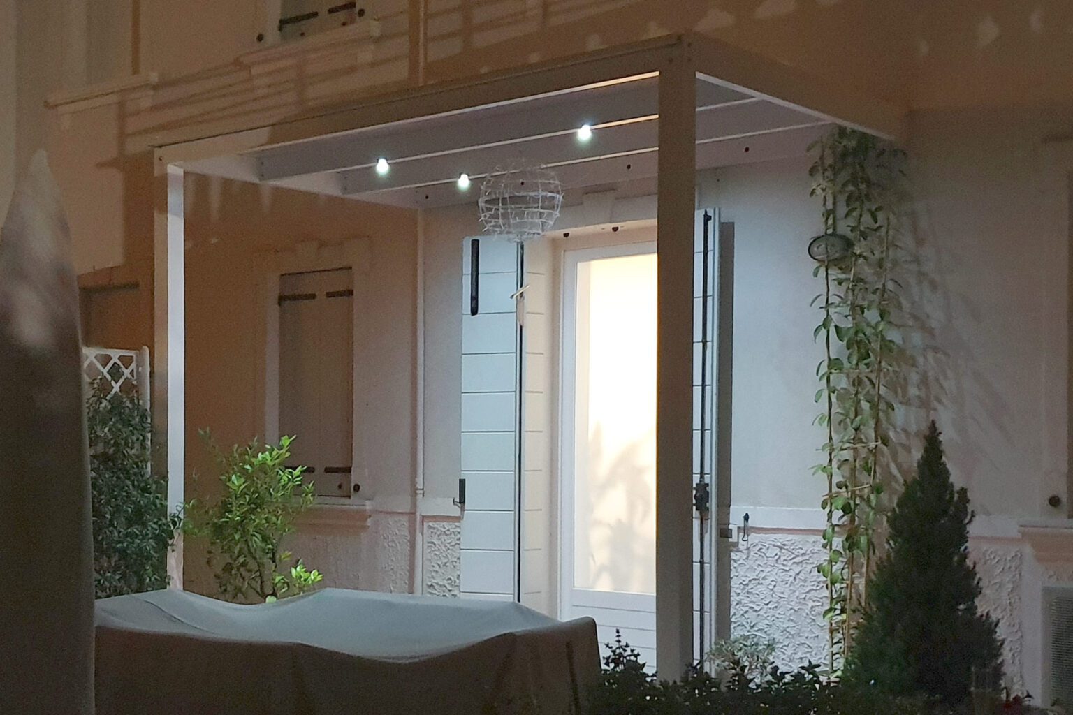 pompeiana in metallo